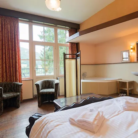 Domaine Chateau Le Risdoux 20pers, Unieke Locatie