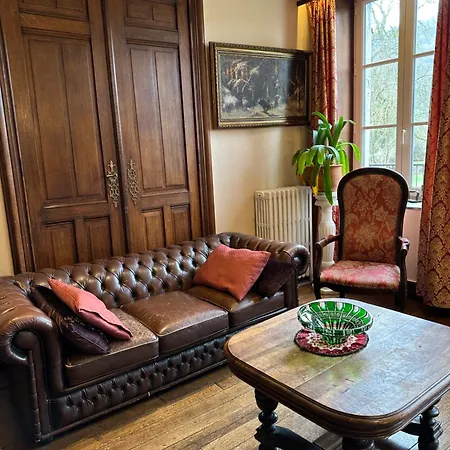 Domaine Chateau Le Risdoux 20pers, Unieke Locatie Vila Vireux-Wallerand