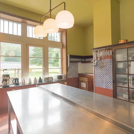 Vila Domaine Chateau Le Risdoux 20pers, Unieke Locatie