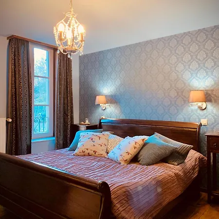 Domaine Chateau Le Risdoux 20pers, Unieke Locatie Villa