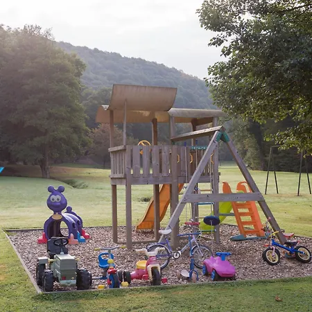 Vila Domaine Chateau Le Risdoux 20pers, Unieke Locatie Vireux-Wallerand